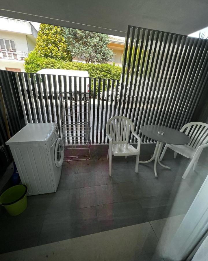 Hotel Ardea Riccione Bagian luar foto