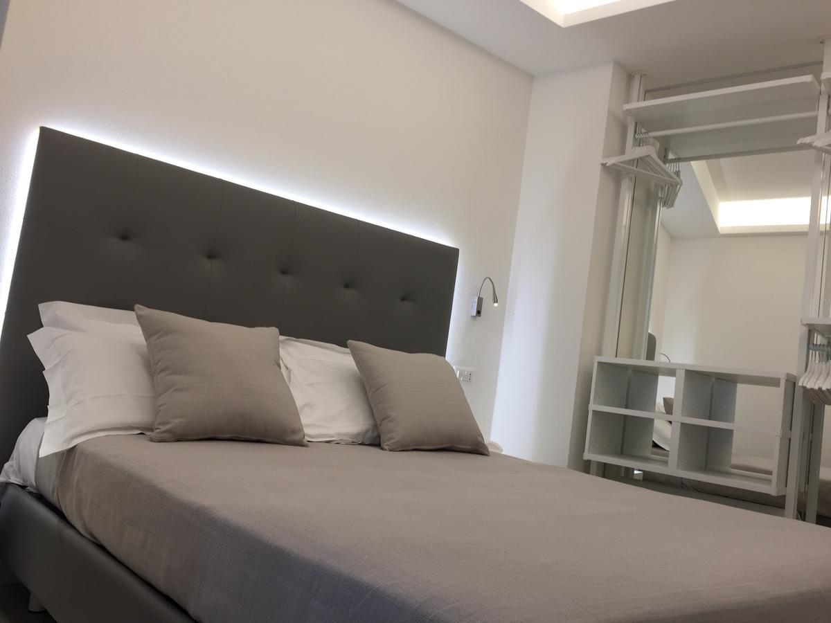 Hotel Ardea Riccione Bagian luar foto